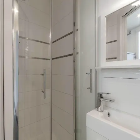 Apartment Wagram Juliette Lamber *